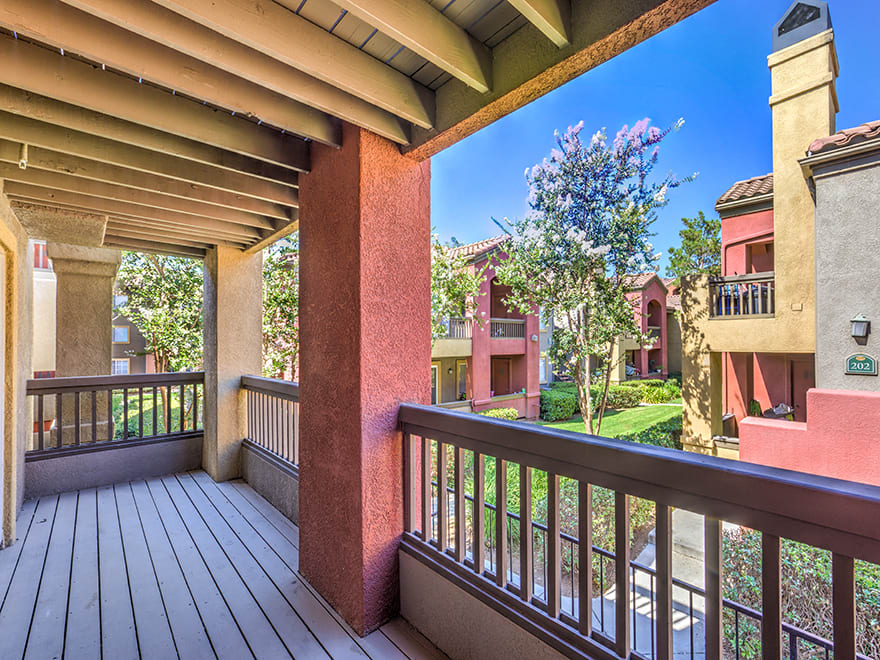 Apartments for Rent in Corona, CA Deerwood Apartments